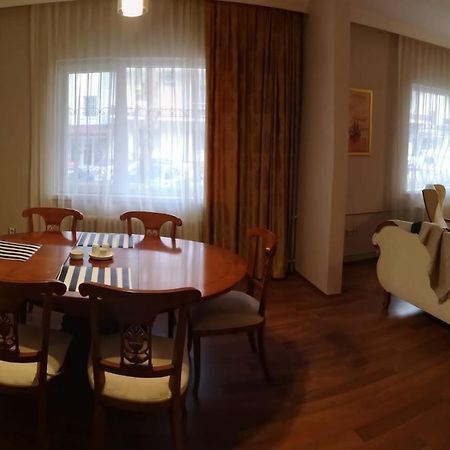 A Chic, Classic, Family-Friendly Apt. In Central Ankara, Turkey المظهر الخارجي الصورة